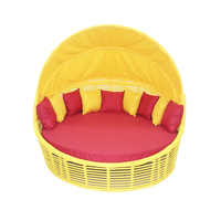 Шезлонг-кровать из искусственного ротанга с капюшоном 
